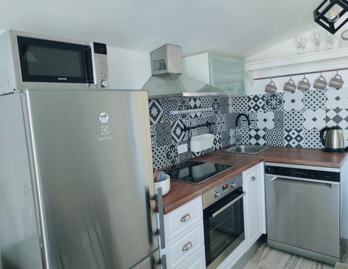Apartman Jelena ポドストラナ エクステリア 写真
