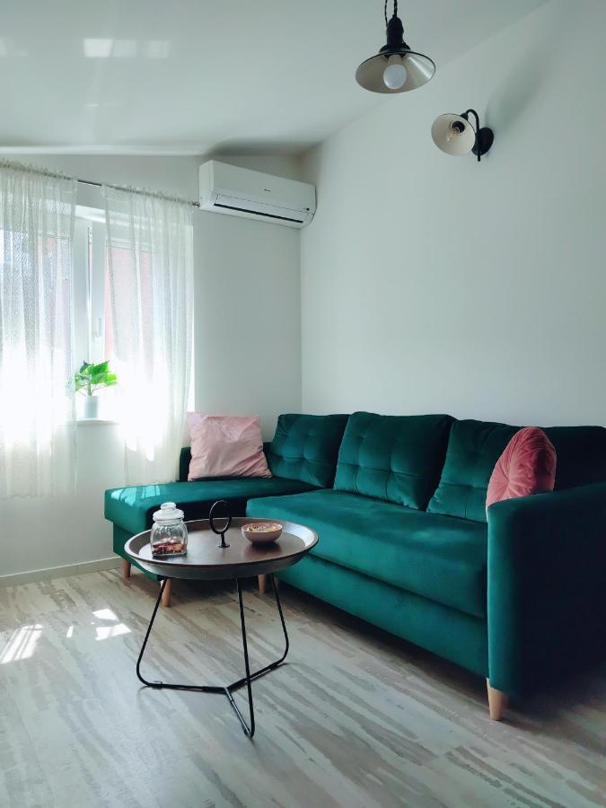 Apartman Jelena ポドストラナ エクステリア 写真