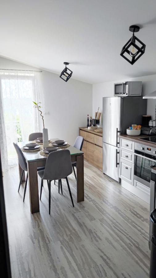 Apartman Jelena ポドストラナ エクステリア 写真